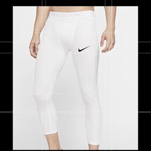Nike Pro 
Men's 3/4 Tights
White/Black